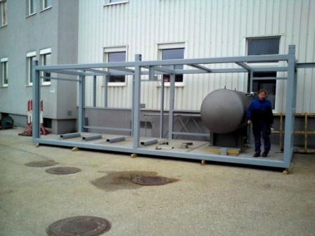 Container